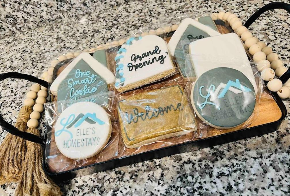 One-Of-A-Kind Smart, Cookie Themed Home For Up To 6 Clarksville Dış mekan fotoğraf